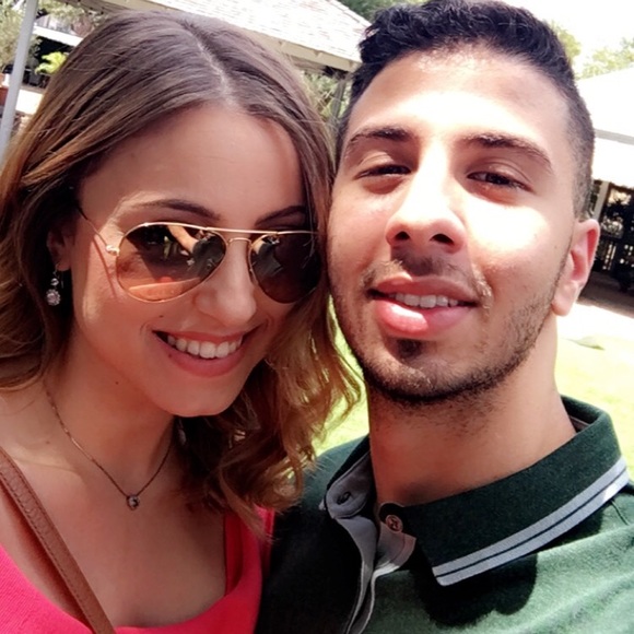 Meet your Posher, Ayah - Picture 3 of 5